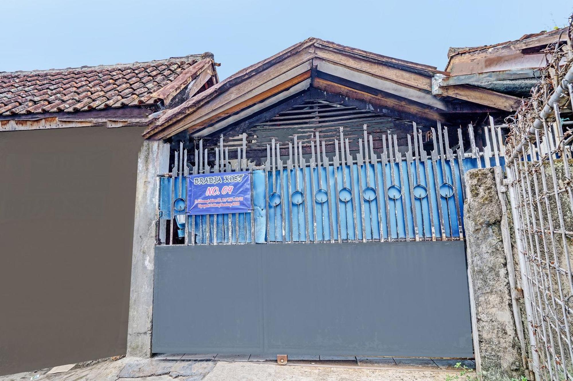 Oyo Life 92709 Kost Teras Cikapundung Syariah Hotel Bandung Ngoại thất bức ảnh